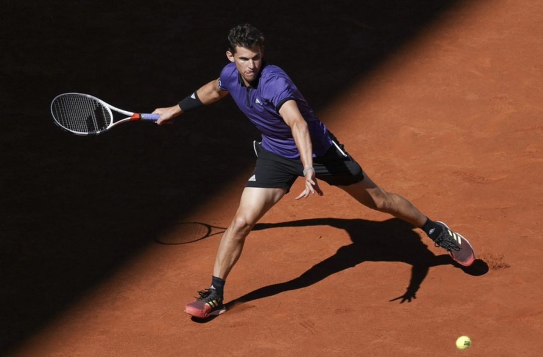 爱游戏体育-费德勒遭遇三连败，西班牙队教练面临压力！的简单介绍